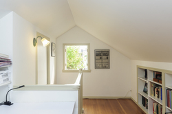  at 4692 Quebec Street, Main, Vancouver East