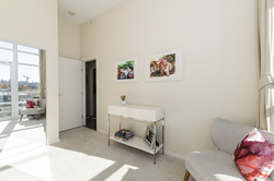  at 806 - 63 West 2nd Avenue, False Creek, Vancouver West