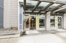  at 806 - 63 West 2nd Avenue, False Creek, Vancouver West