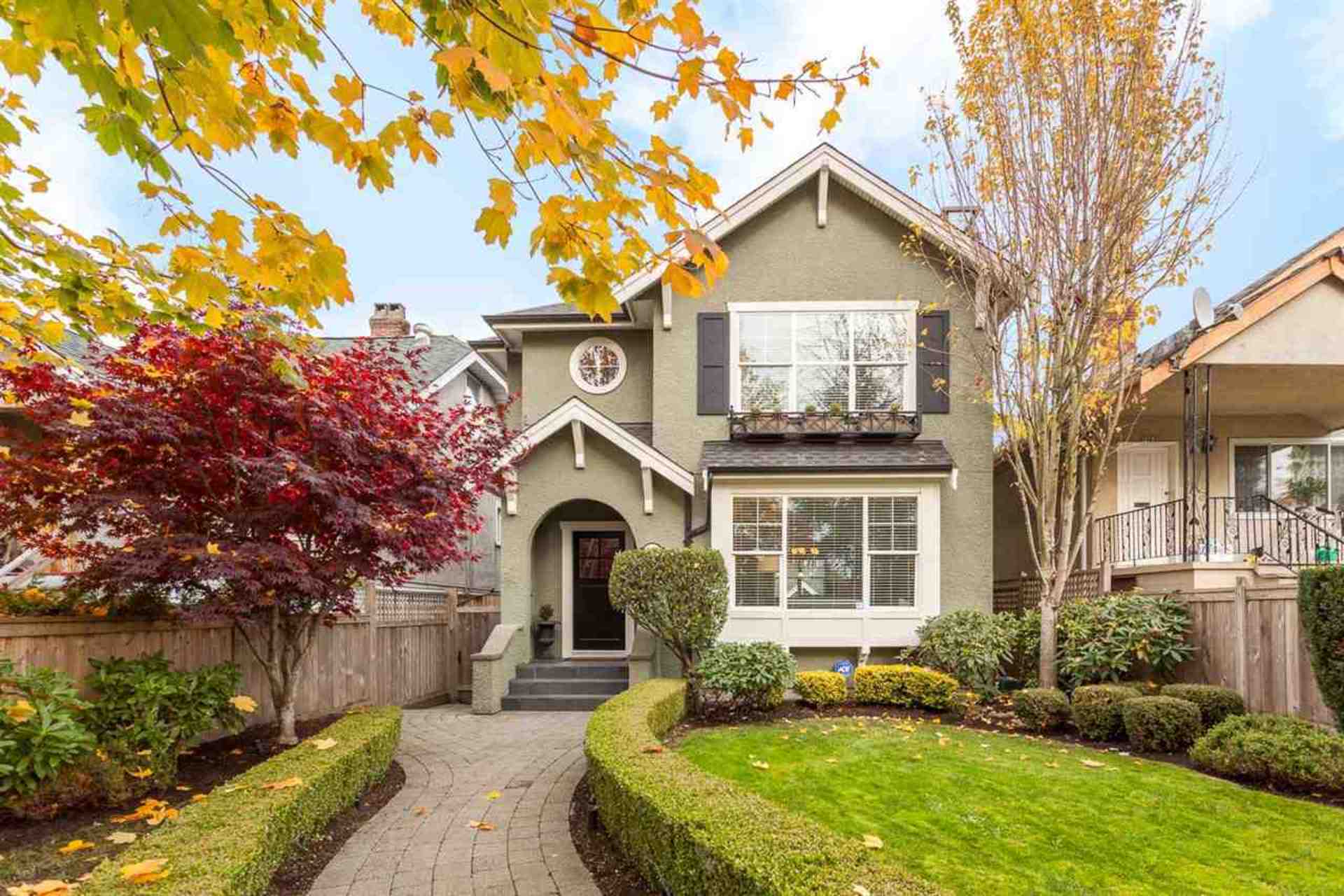2455 Cambridge Street, Hastings East, Vancouver East photo number 1 2455 Cambridge Street, Hastings East, Vancouver East photo number 1