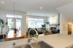  at 332 East 37th Avenue, Main, Vancouver East