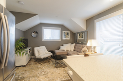  at 332 East 37th Avenue, Main, Vancouver East