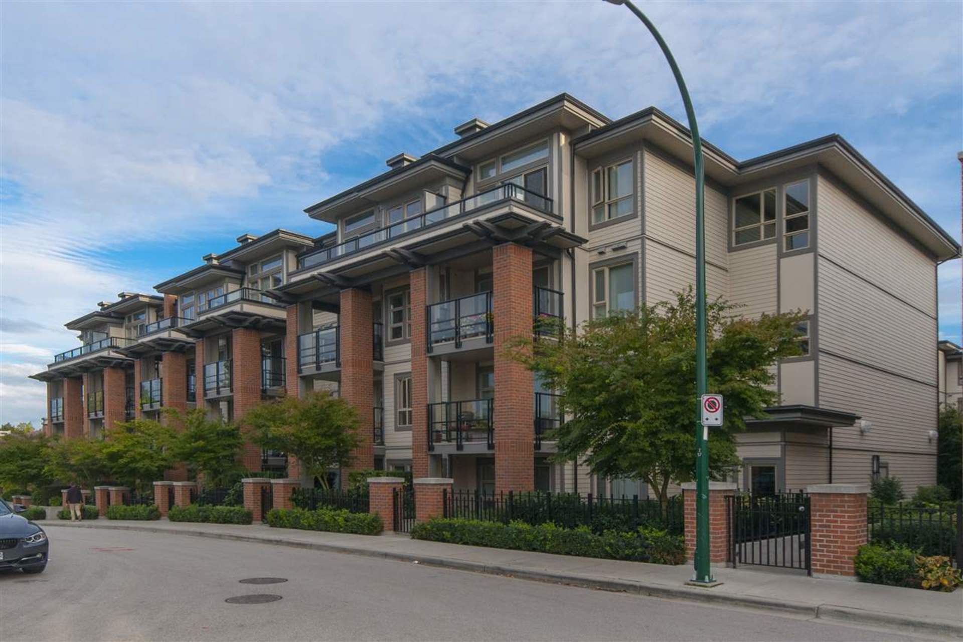 423 - 738 E 29th Avenue, Fraser VE, Vancouver East photo number 1 423 - 738 E 29th Avenue, Fraser VE, Vancouver East photo number 1