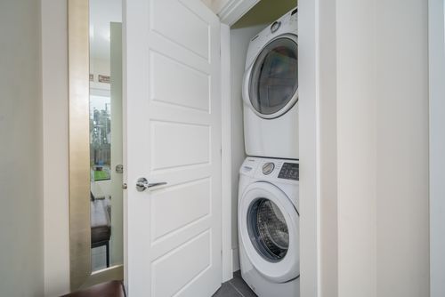 at 180 East 17th Avenue, Main, Vancouver East  at 180 East 17th Avenue, Main, Vancouver East