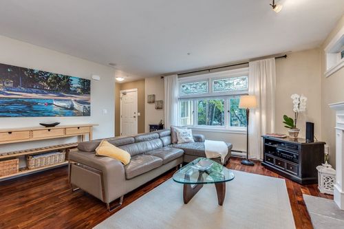 2535-w-6th-avenue-kitsilano-vancouver-west-04 at 4 - 2535 W 6th Avenue, Kitsilano, Vancouver West 2535-w-6th-avenue-kitsilano-vancouver-west-04 at 4 - 2535 W 6th Avenue, Kitsilano, Vancouver West