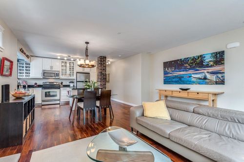 2535-w-6th-avenue-kitsilano-vancouver-west-05 at 4 - 2535 W 6th Avenue, Kitsilano, Vancouver West 2535-w-6th-avenue-kitsilano-vancouver-west-05 at 4 - 2535 W 6th Avenue, Kitsilano, Vancouver West