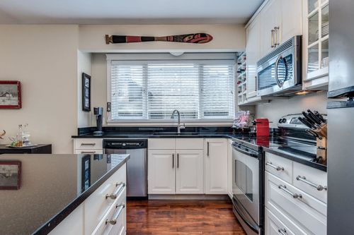 2535-w-6th-avenue-kitsilano-vancouver-west-09 at 4 - 2535 W 6th Avenue, Kitsilano, Vancouver West 2535-w-6th-avenue-kitsilano-vancouver-west-09 at 4 - 2535 W 6th Avenue, Kitsilano, Vancouver West