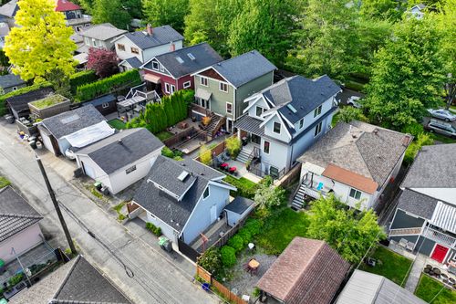 at 366 East 19th Avenue, Main, Vancouver East  at 366 East 19th Avenue, Main, Vancouver East
