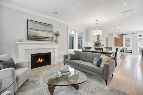 at 366 East 19th Avenue, Main, Vancouver East  at 366 East 19th Avenue, Main, Vancouver East