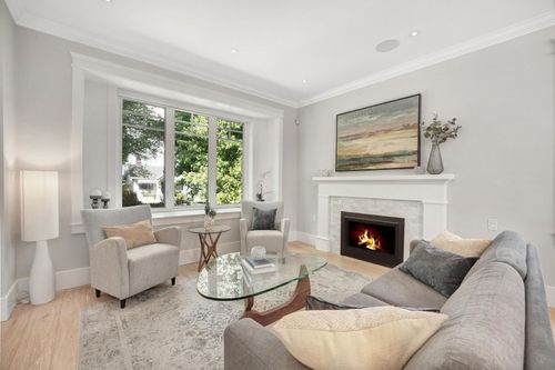 at 366 East 19th Avenue, Main, Vancouver East  at 366 East 19th Avenue, Main, Vancouver East