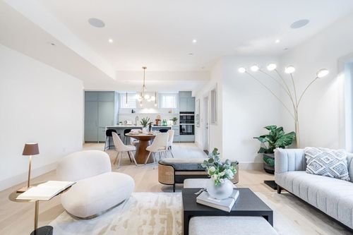at 3 - 2403 West 37th Avenue, Kerrisdale, Vancouver West  at 3 - 2403 West 37th Avenue, Kerrisdale, Vancouver West