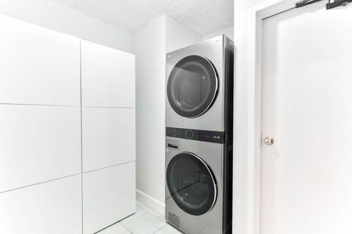 2150-w-40th-avenue-kerrisdale-vancouver-west-20 at 301 - 2150 W 40th Avenue, Kerrisdale, Vancouver West 2150-w-40th-avenue-kerrisdale-vancouver-west-20 at 301 - 2150 W 40th Avenue, Kerrisdale, Vancouver West