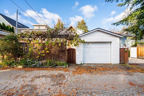 at 142 East 27th Avenue, Main, Vancouver East  at 142 East 27th Avenue, Main, Vancouver East