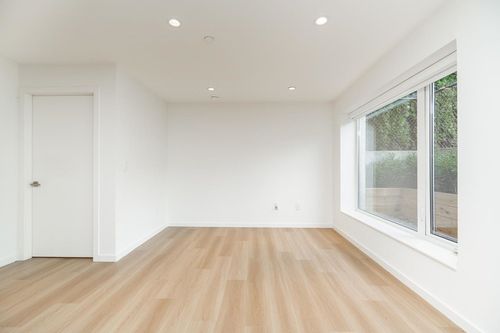 at 365 East 24th Avenue, Main, Vancouver East  at 365 East 24th Avenue, Main, Vancouver East