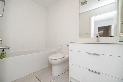  at 365 East 24th Avenue, Main, Vancouver East