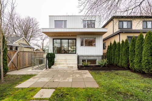  at 365 East 24th Avenue, Main, Vancouver East