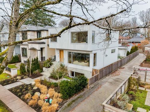  at 365 East 24th Avenue, Main, Vancouver East