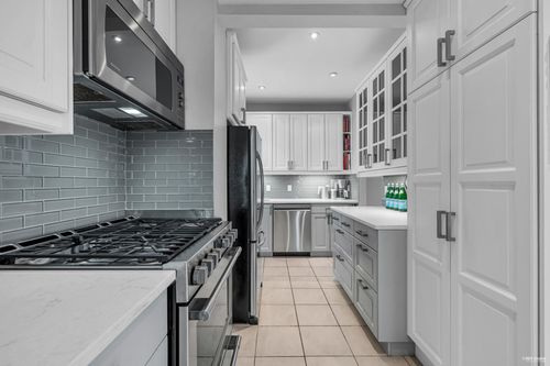  at 3904 Inverness Street, Knight, Vancouver East