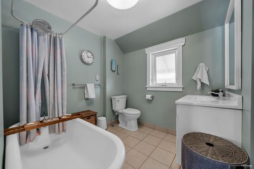  at 3904 Inverness Street, Knight, Vancouver East