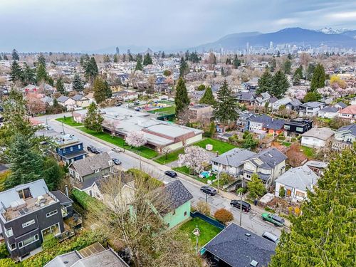  at 466 East 29th Avenue, Fraser VE, Vancouver East