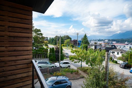  at 2828 Wall Street, Hastings Sunrise, Vancouver East