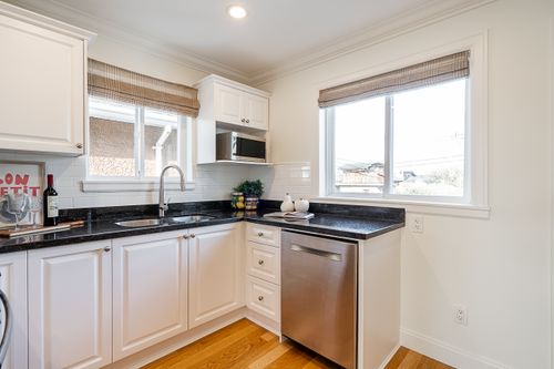  at 5248 Inverness Street, Knight, Vancouver East