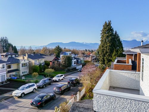  at 5248 Inverness Street, Knight, Vancouver East