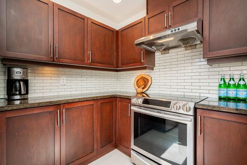 6328-larkin-drive-university-vw-vancouver-west-09 at 305 - 6328 Larkin Drive, University VW, Vancouver West