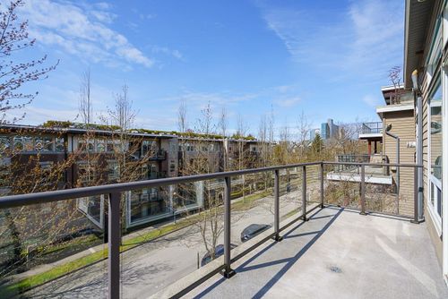 6328-larkin-drive-university-vw-vancouver-west-12 at 305 - 6328 Larkin Drive, University VW, Vancouver West