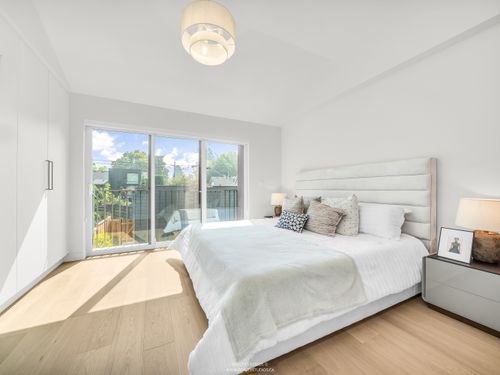 16 at 2 - 1120 E 23rd Avenue, Knight, Vancouver East