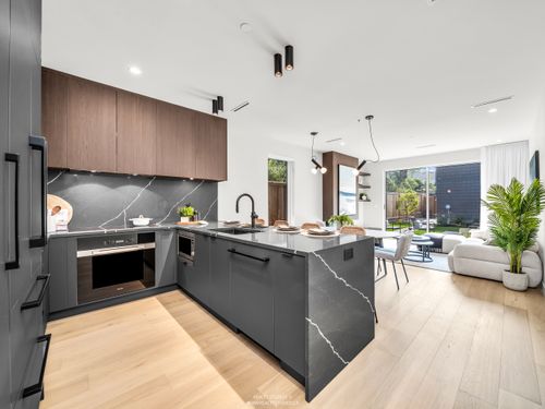 8 at 2 - 1120 E 23rd Avenue, Knight, Vancouver East