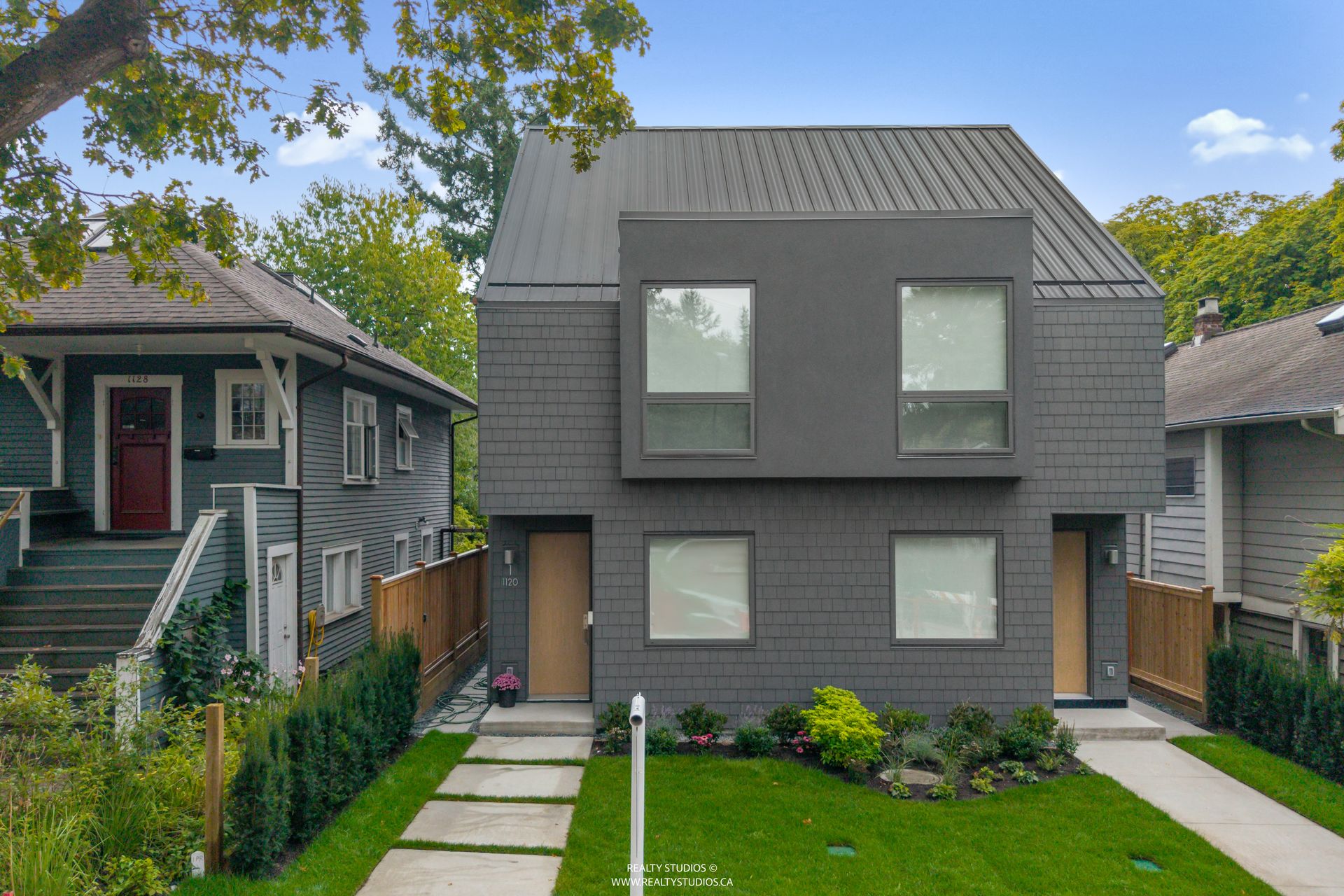 2 - 1120 E 23rd Avenue, Knight, Vancouver East photo number 1