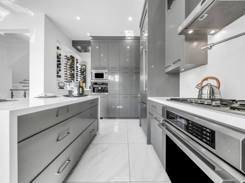  at 90 W 27th Avenue, Cambie, Vancouver West