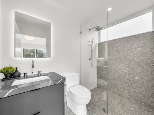 21 at 1 - 1120 E 23rd Avenue, Knight, Vancouver East