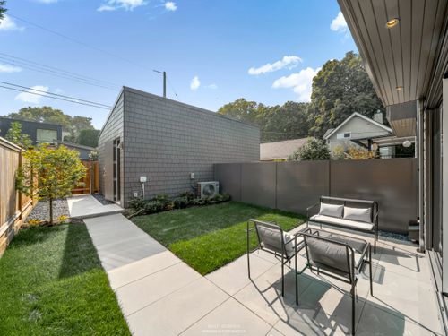 37 at 1 - 1120 E 23rd Avenue, Knight, Vancouver East