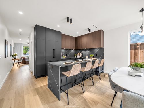 6 at 1 - 1120 E 23rd Avenue, Knight, Vancouver East