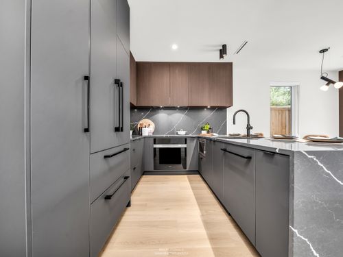 7 at 1 - 1120 E 23rd Avenue, Knight, Vancouver East