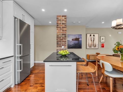  at 4 - 2535 W 6th Avenue, Kitsilano, Vancouver West