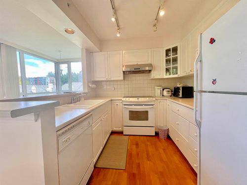 5775-hampton-place-university-vw-vancouver-west-03 at 707 - 5775 Hampton Place, University VW, Vancouver West