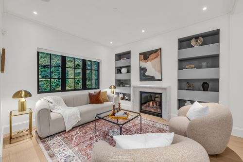 realty-studios-real-estate-photography-unit-one-4 at 1 - 4088 Maple Crescent