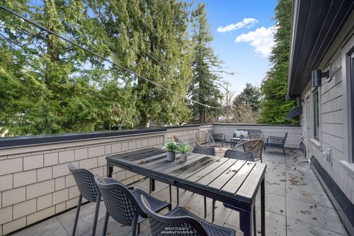 realty-studios-real-estate-photography-25 at 4090 Maple Crescent
