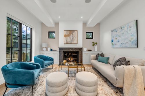 realty-studios-real-estate-photography-unit-four-19 at 4090 Maple Crescent