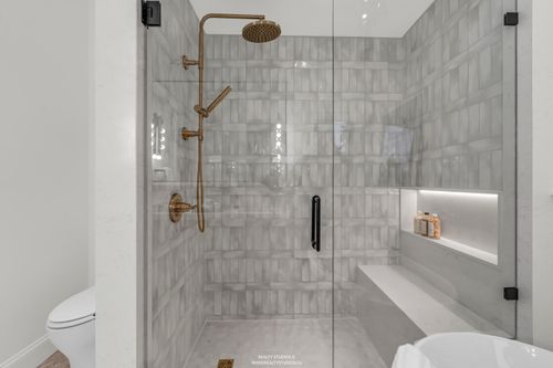 realty-studios-real-estate-photography-unit-four-65 at 4090 Maple Crescent