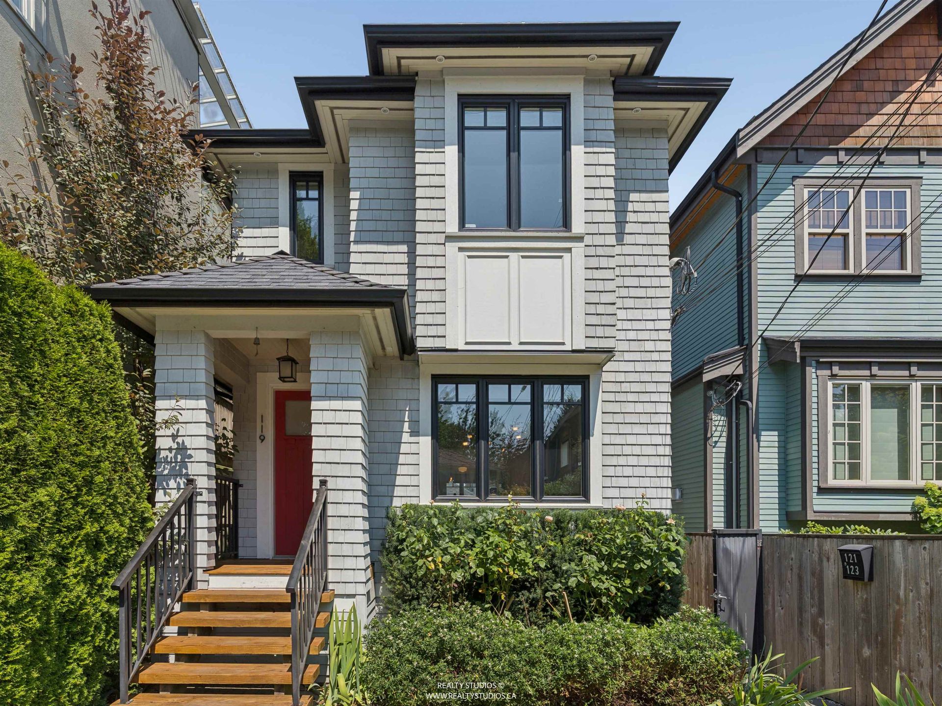 119 E 27th Avenue, Main, Vancouver East photo number 1