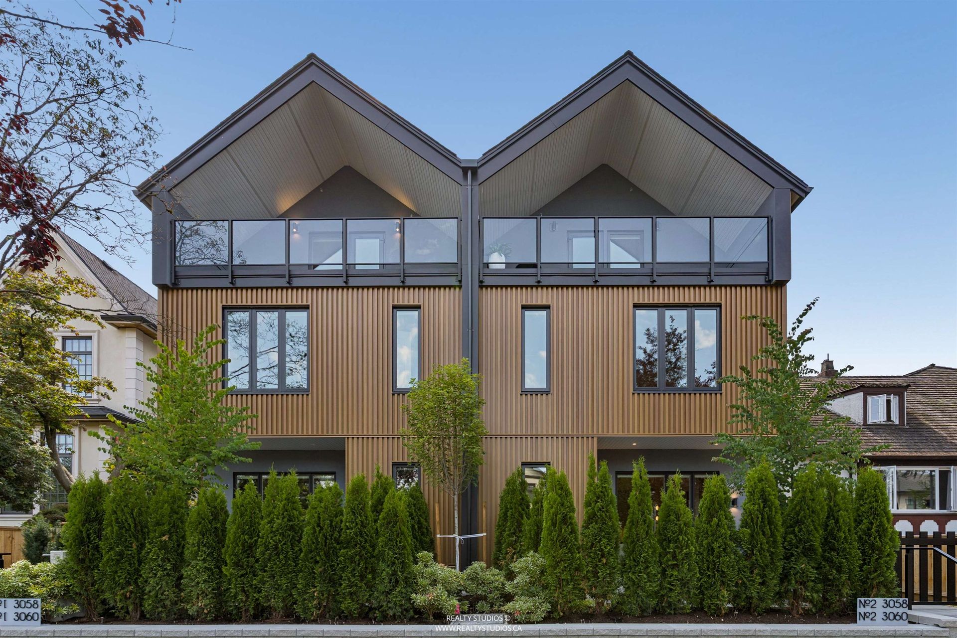 2 - 3058 W 34th Avenue, MacKenzie Heights, Vancouver West photo number 1