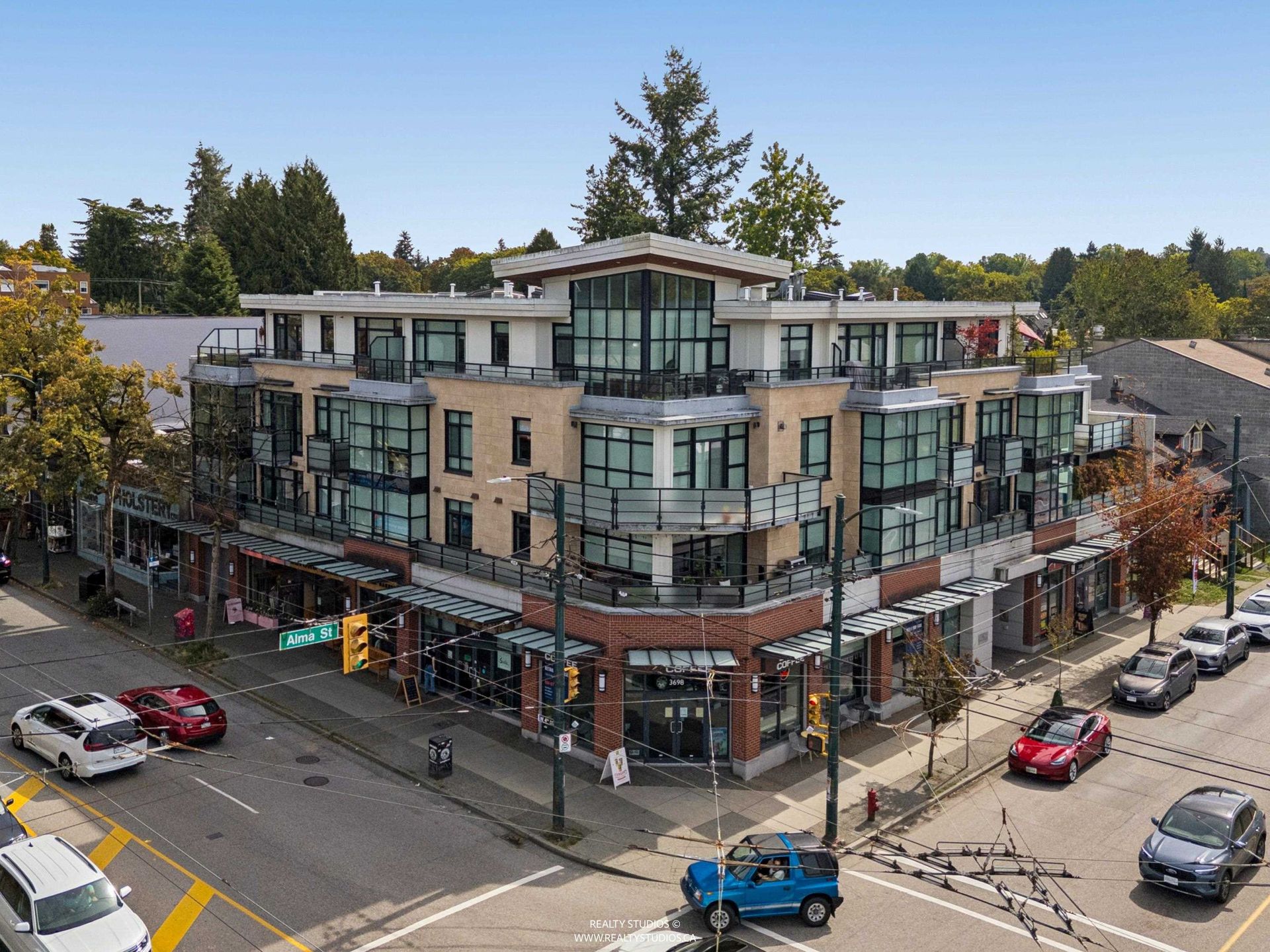 306 - 2020 Alma Street, Kitsilano, Vancouver West photo number 1