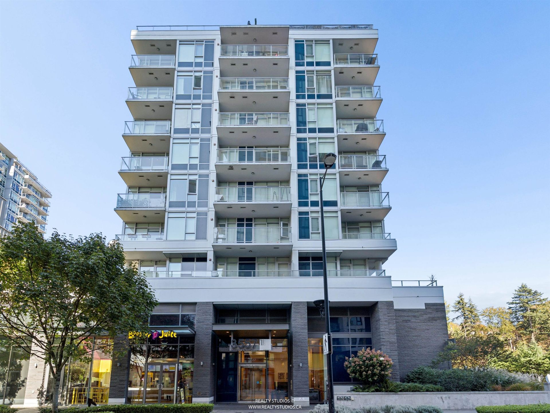 701 - 3557 Sawmill Crescent, South Marine, Vancouver East photo number 1