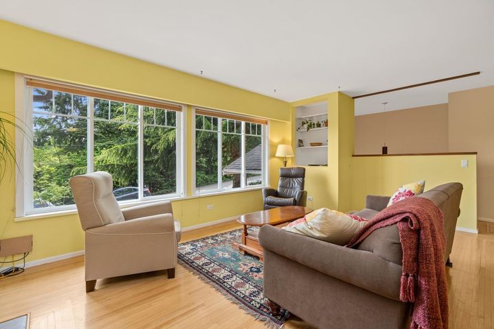 1495-merlynn-crescent-westlynn-north-vancouver-05 at 1495 Merlynn Crescent, Westlynn, North Vancouver 1495-merlynn-crescent-westlynn-north-vancouver-05 at 1495 Merlynn Crescent, Westlynn, North Vancouver