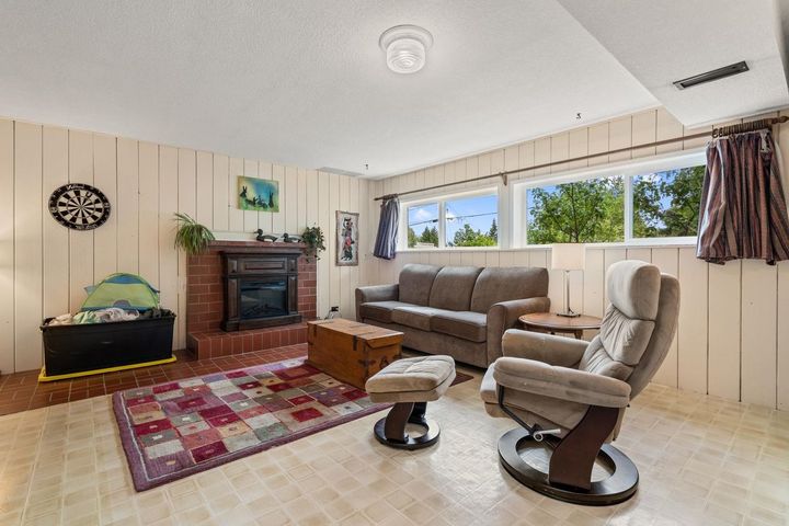 1495-merlynn-crescent-westlynn-north-vancouver-18 at 1495 Merlynn Crescent, Westlynn, North Vancouver 1495-merlynn-crescent-westlynn-north-vancouver-18 at 1495 Merlynn Crescent, Westlynn, North Vancouver