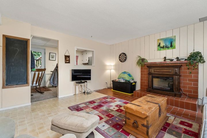 1495-merlynn-crescent-westlynn-north-vancouver-19 at 1495 Merlynn Crescent, Westlynn, North Vancouver 1495-merlynn-crescent-westlynn-north-vancouver-19 at 1495 Merlynn Crescent, Westlynn, North Vancouver